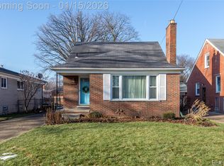 9943 Leverne, Redford, MI 48239