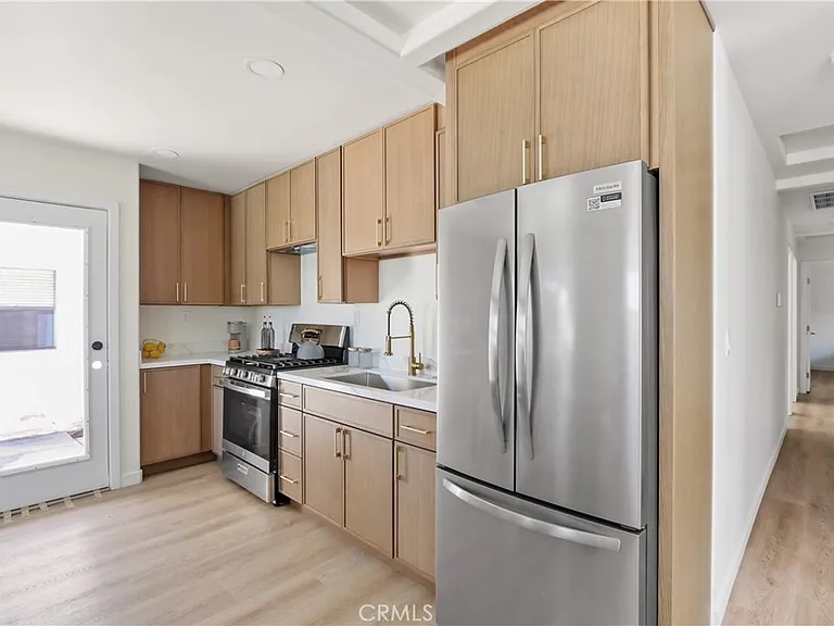 1614 W 214th St — Photo 9