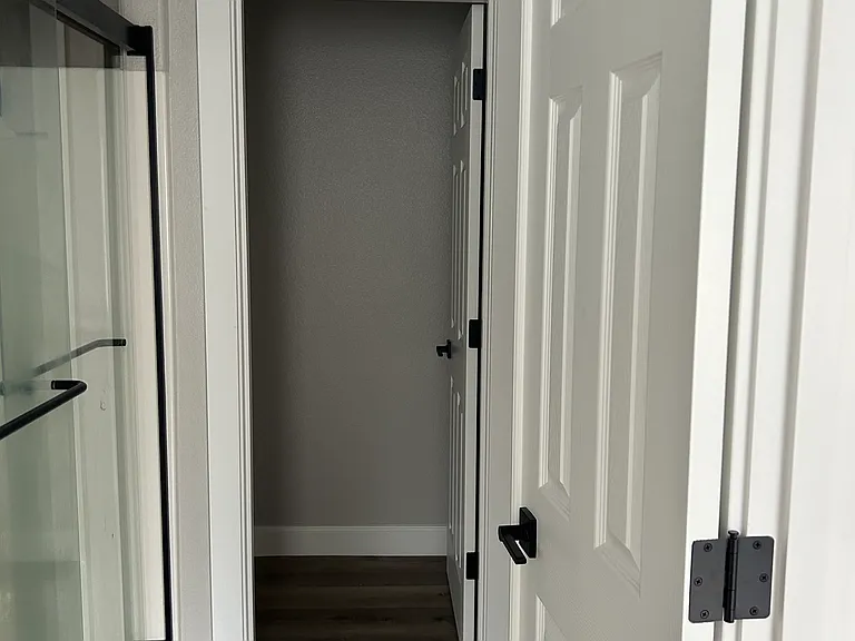 1093 SE Bianca St — Photo 17