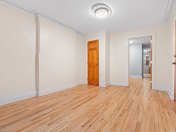 5th image of 49 Herkimer St APT 1