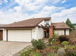 10585 SW Century Oak Dr, Tigard, OR 97224