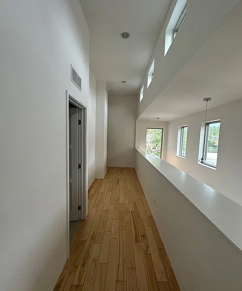 2437 S Williams St — Photo 10