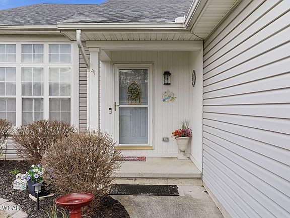 3rd image of 1958 Olympia Cir