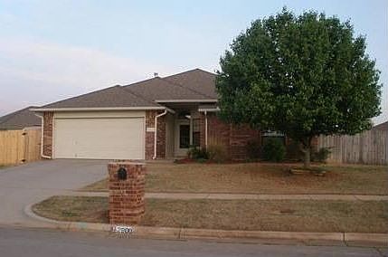 1st image of 2900 E Lake Dr