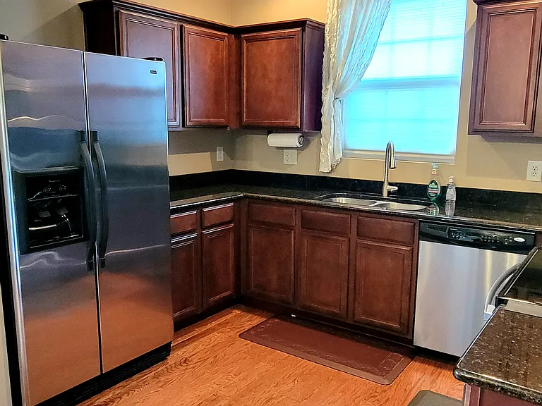 1300 Crown Point Pl — Photo 12