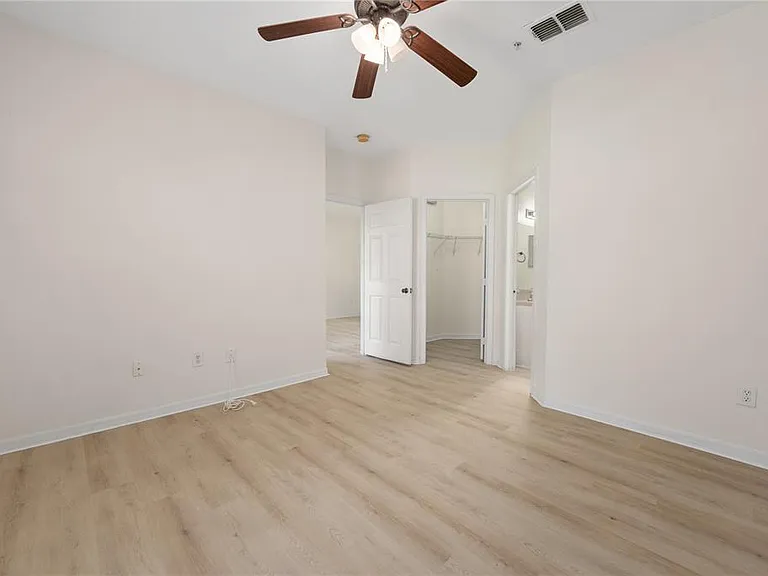 3593 Conroy Rd #424 — Photo 14