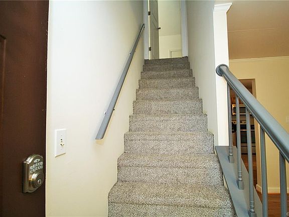 4th image of 6306 Amasis Ct