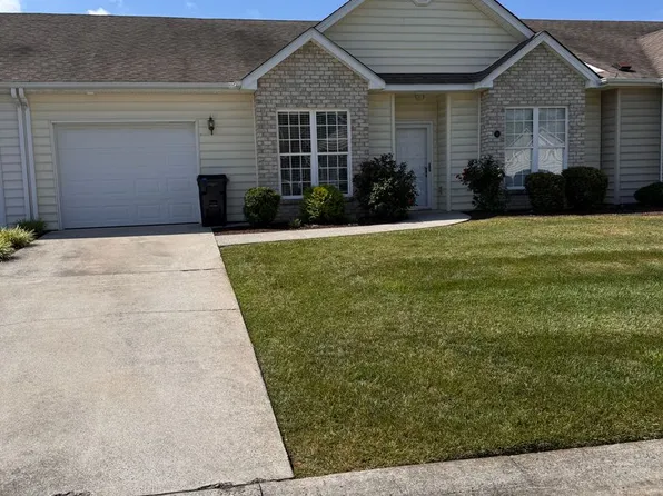 10 Shore Line Dr, Lynchburg, VA 24501