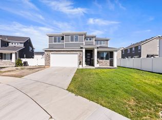 2346 W Swenson Cir, Syracuse, UT 84075