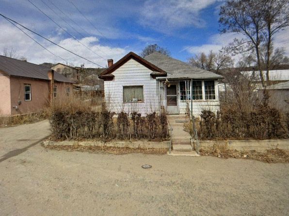 136 E Tenaja Ave