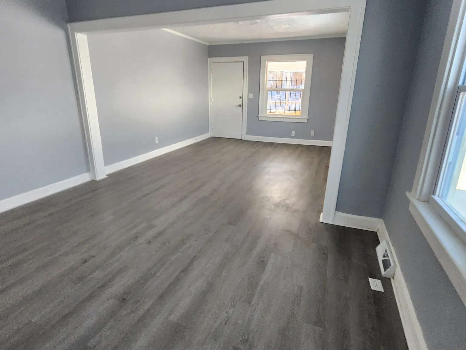 2 bed, 1059 sqft, $950 — Photo 3