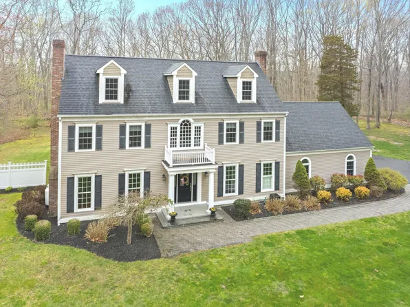 75 Fairview Road, Westbrook, CT 06498