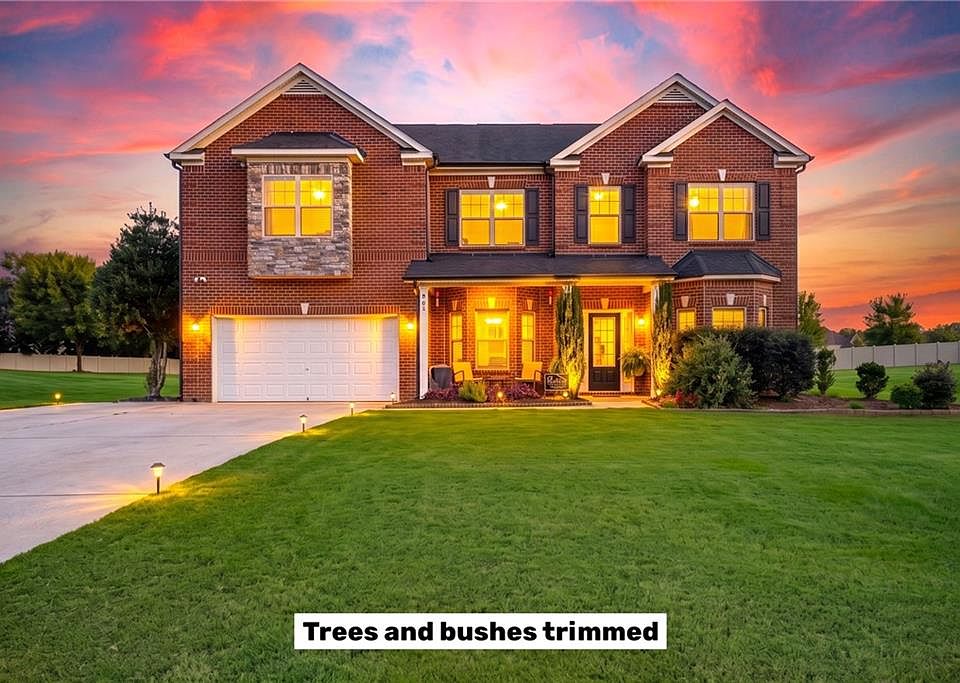1st image of 153 Hilda Way