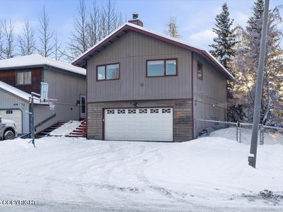 4100 McLean Pl, Anchorage, AK, 99504