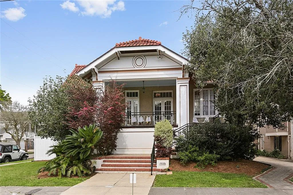 5 bed, $6,500 — Photo 1