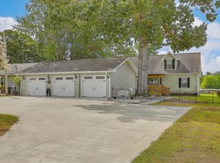 107 Mourning Dove Dr, Bonneau, SC 29431