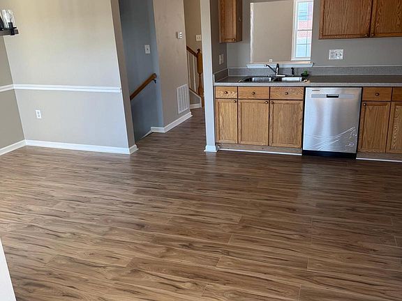 5th image of 62 Eldon Dr
