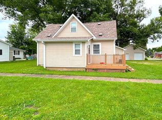 311 S B St, Thorntown, IN 46071