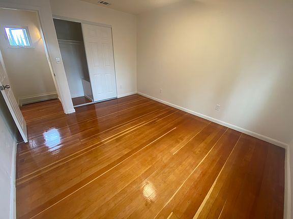 3rd image of 3833 Somerset Ave #B