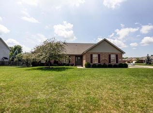 1440 Edinburgh Dr, Troy, OH 45373