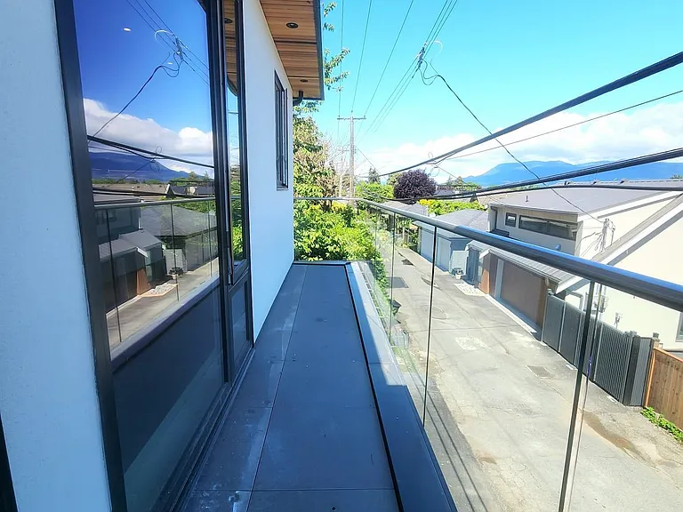 3550 Quesnel Dr #LANEWAY — Photo 13