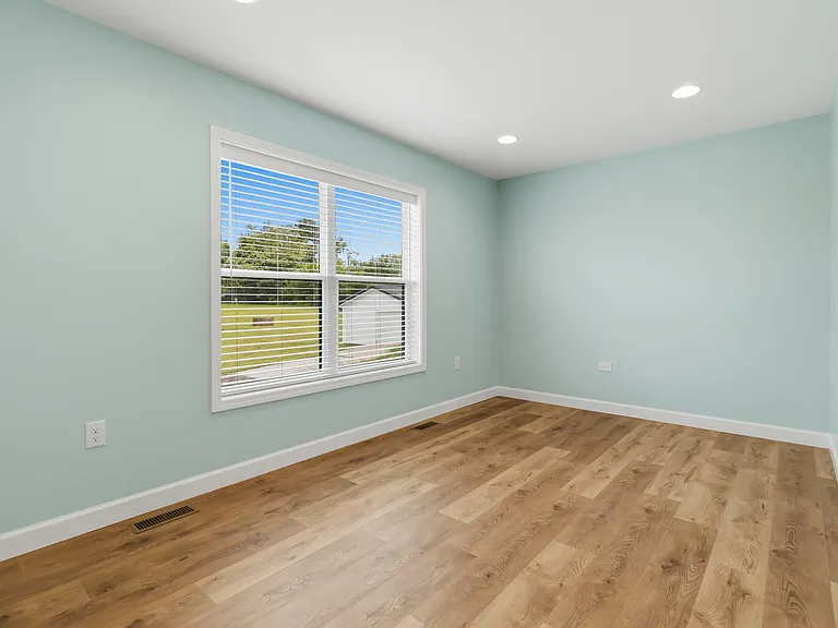 250 Meadow Dr #2 — Photo 17