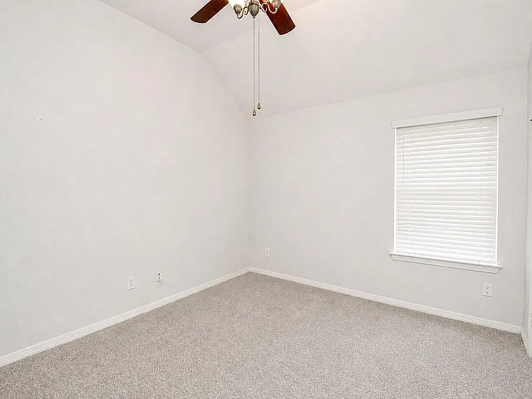 11301 Misty Morning St — Photo 16