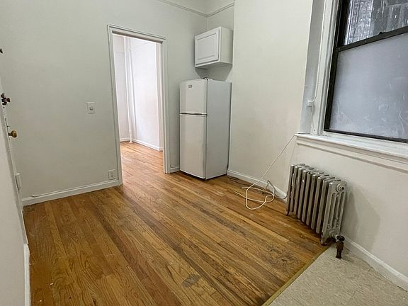 5th image of 70 E 7th St APT 1D