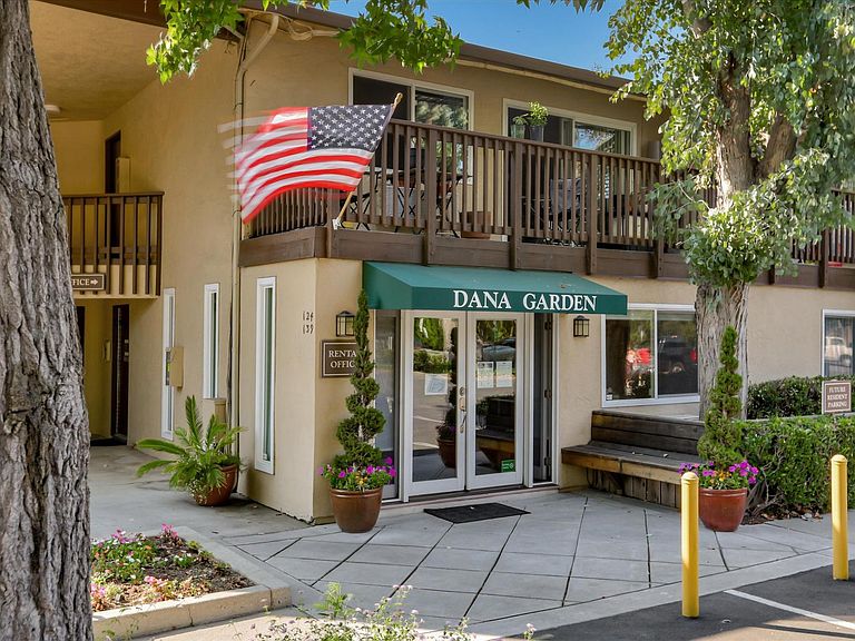 Dana Garden Apartments 13 UNIT APARTMENTS, CARSON, CA