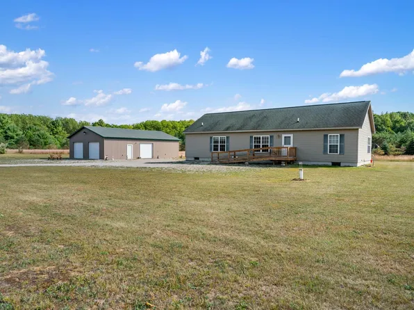 5915 Mullett Burt Rd, Cheboygan, MI 49721