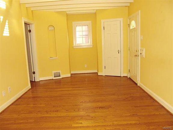 4th image of 6831 Etzel Ave