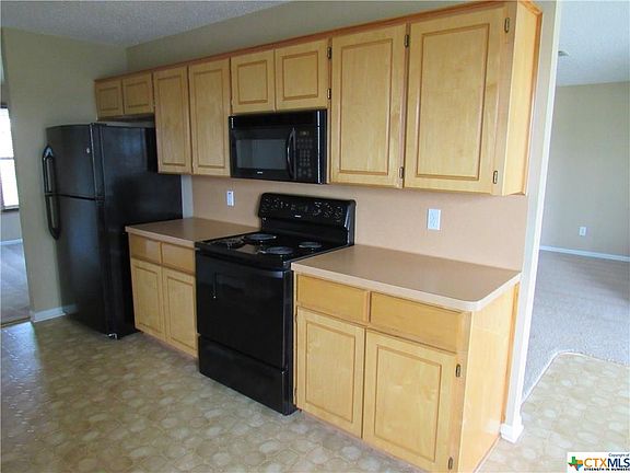 4th image of 4109 Fieldcrest Dr