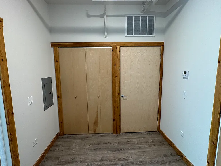 4601 S Ellis Ave #204 — Photo 11