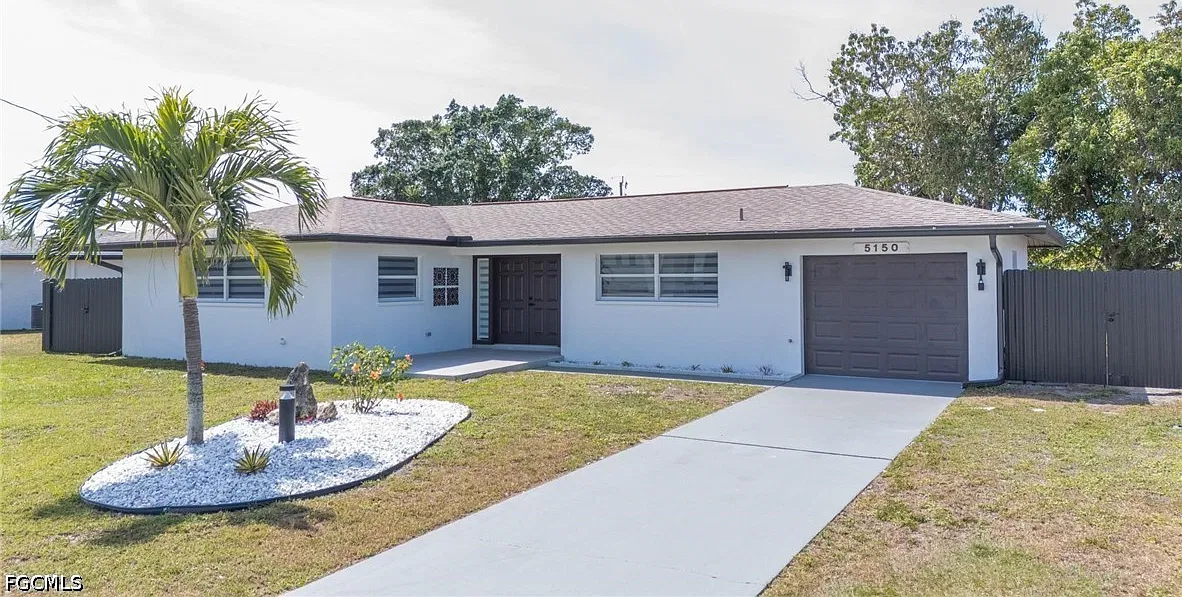 3 bed, 2.0 bath, 1332 sqft, $2,299 — Photo 1