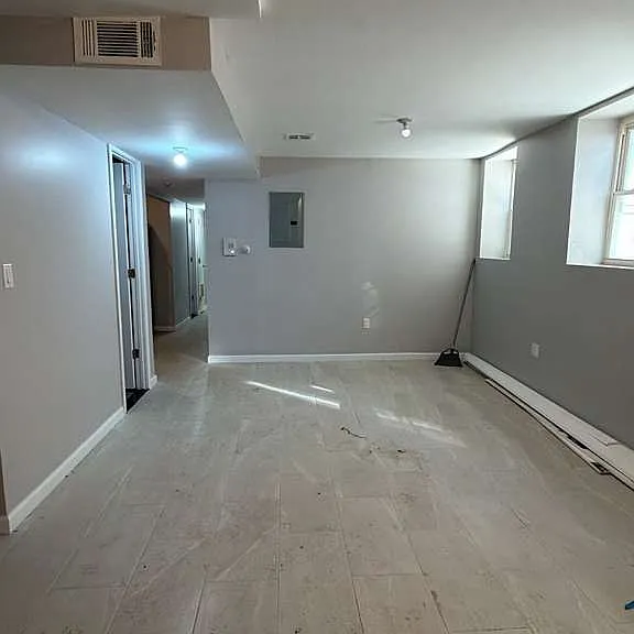 866 Belmont Ave #2 — Photo 1