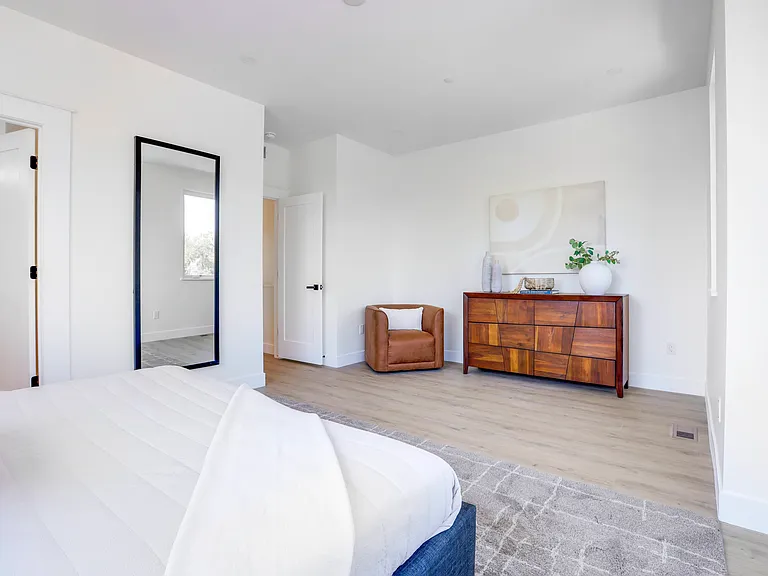 5055 Cody St #G — Photo 15