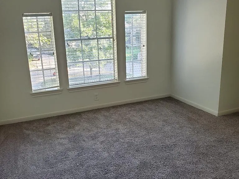 7211 N Hearthstone Green Dr — Photo 32