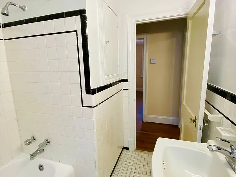 4208 Fitzhugh Avenue — Photo 31