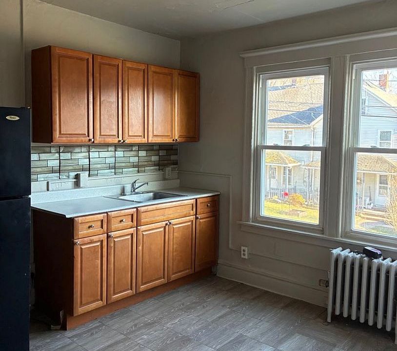 1st image of 109 Foster St #B-3