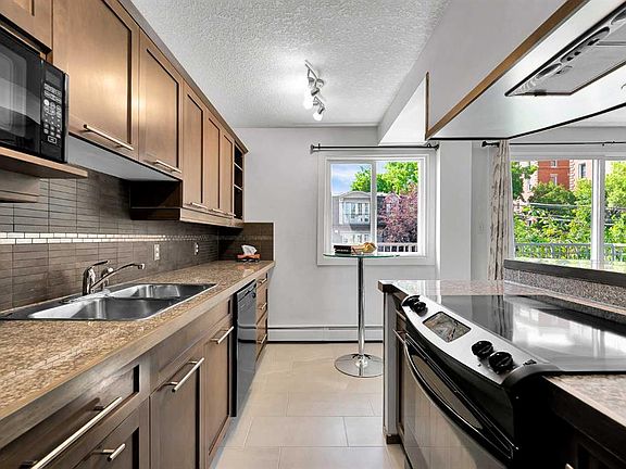 4th image of 1730 7th St W #302