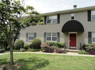 320 Lakemoore Dr NE, Atlanta, GA 30342