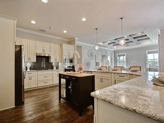 4th image of 6046 Sequoia Cir
