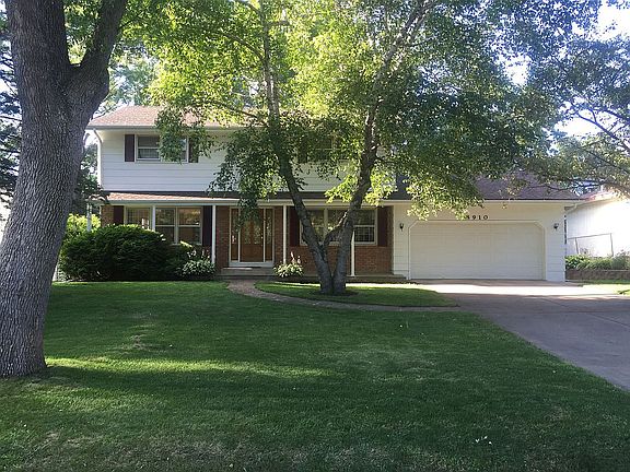 4th image of 8910 47th Ave N