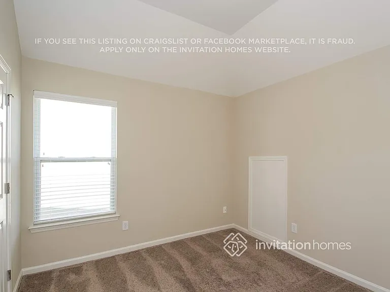 330 Fairpointe Pl — Photo 11