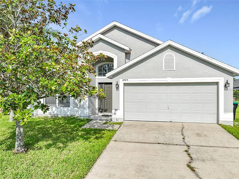 1045 Willow Branch Dr — Photo 1