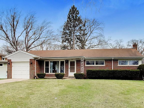 2nd image of 108 W Sunset Rd