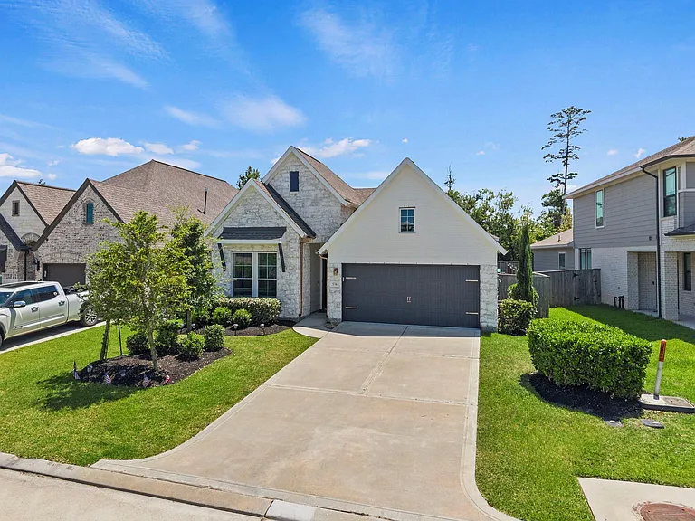 534 Cedar Harbor Ct — Photo 1