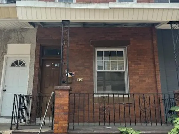 2120 S Daggett St, Philadelphia, PA 19142
