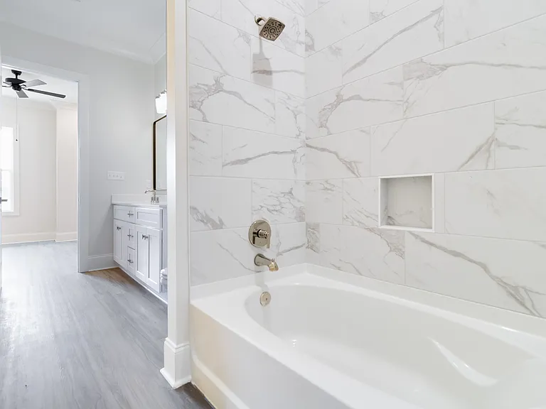 102 Perth Pl — Photo 29