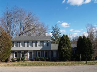 3222 Broeck Pointe Cir, Broeck Pointe, KY 40241